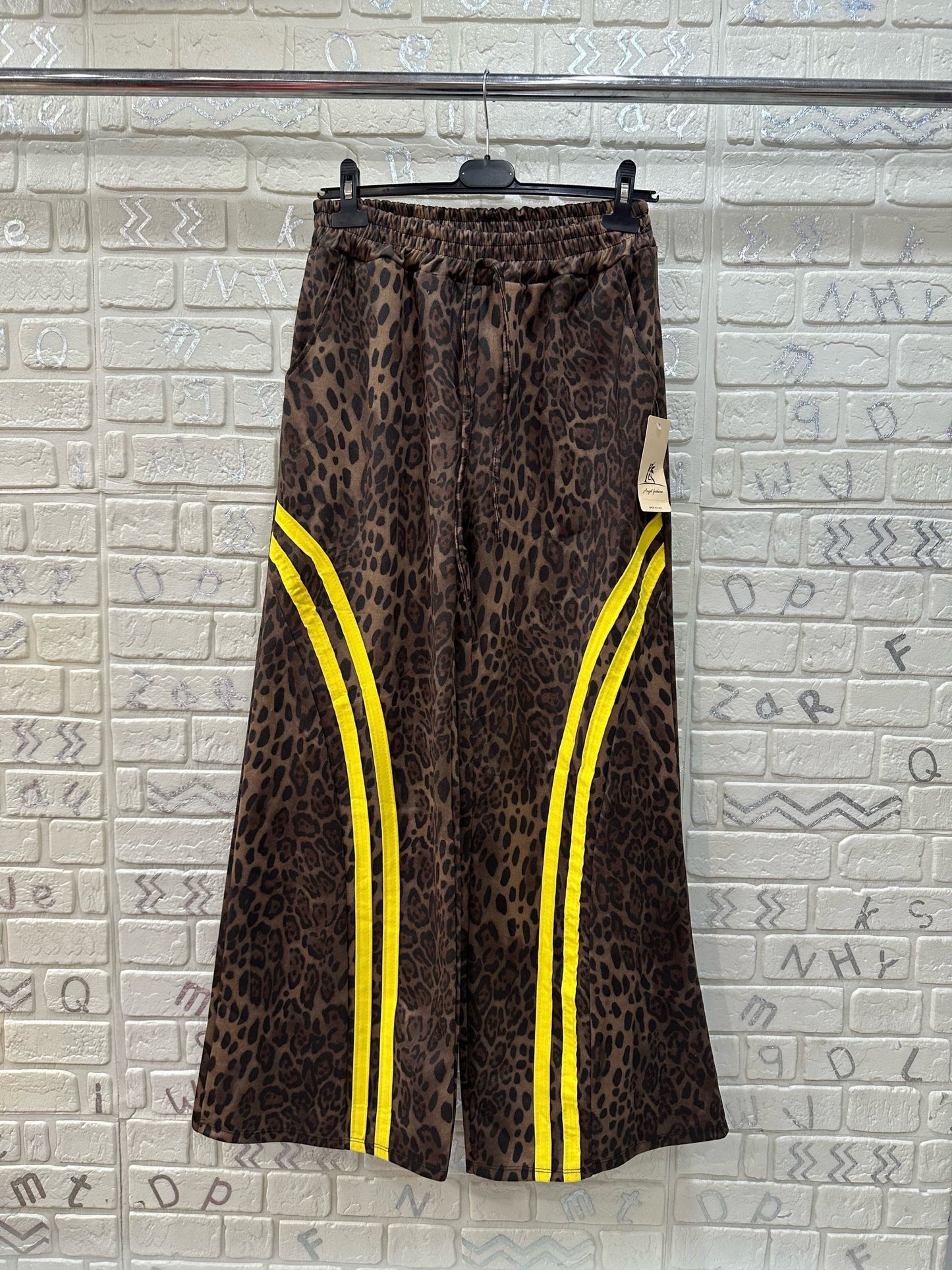 PANTALONI LEOPARDATI