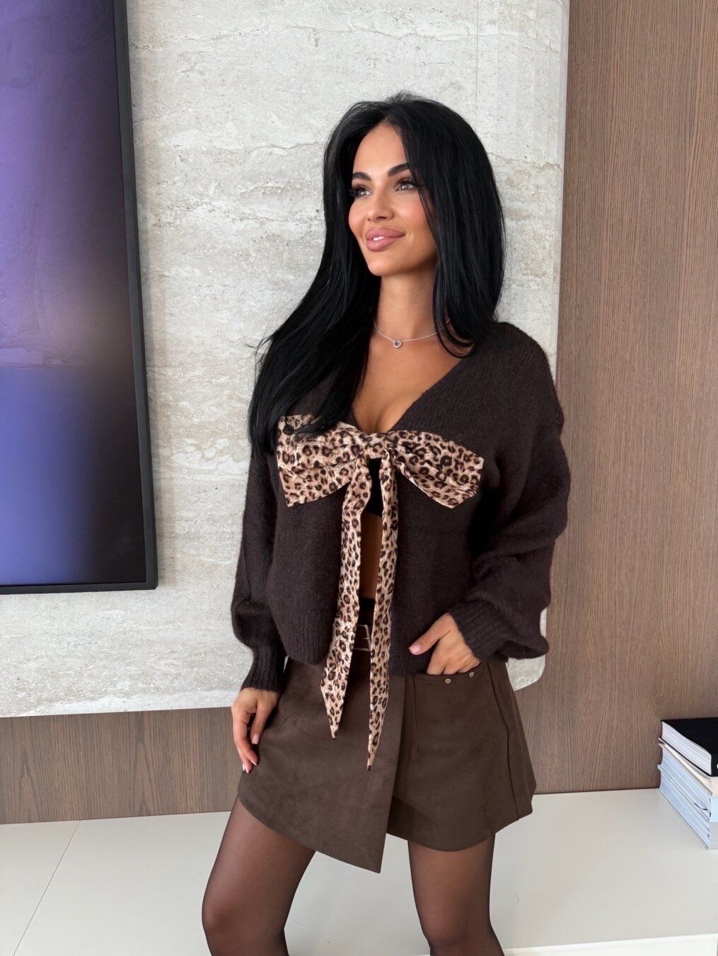 MAGLIA COZY CHIC CON FIOCCO ANIMALIER SUL RETRO