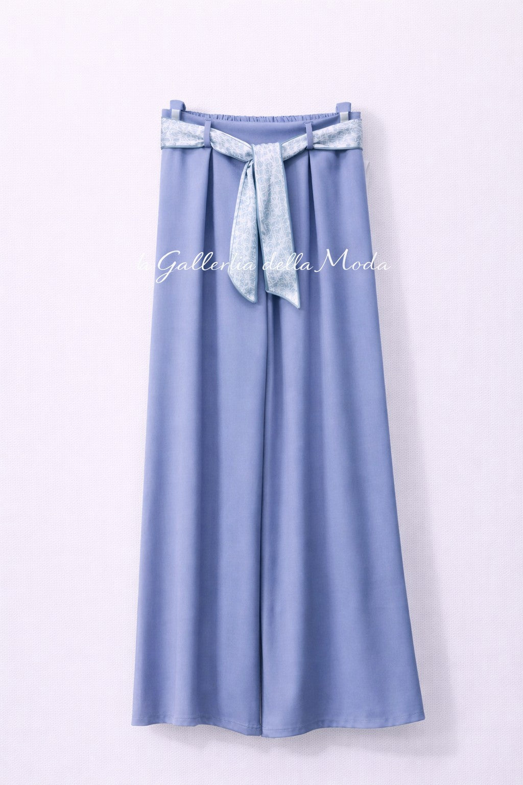 PANTALONI CON CINTA IN RASO