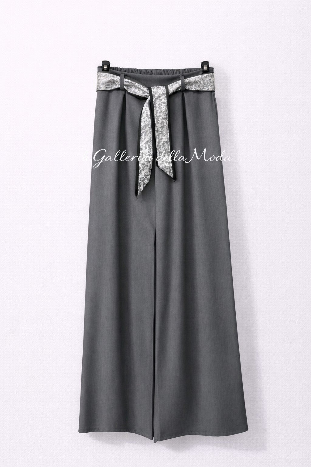 PANTALONI CON CINTA IN RASO
